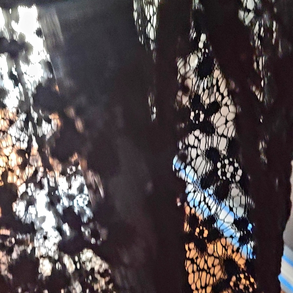 Long Black Maxi fitted Dress with Black lace on it. Size Small. Material stretch - Picture 4 of 8